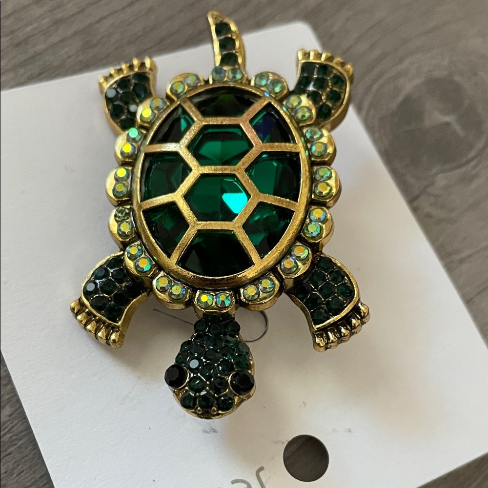 Artisan Green and Gold Turtle Brooch - Picture 3 of 9